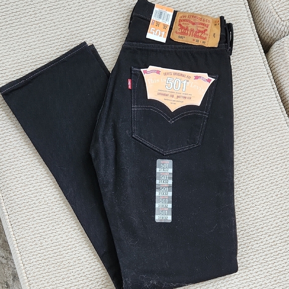 Levi's Men's Black 501 Straight Jeans, Button Fly, 31x32, NWT - Picture 1 of 6